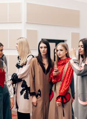 Backstage Pintel™